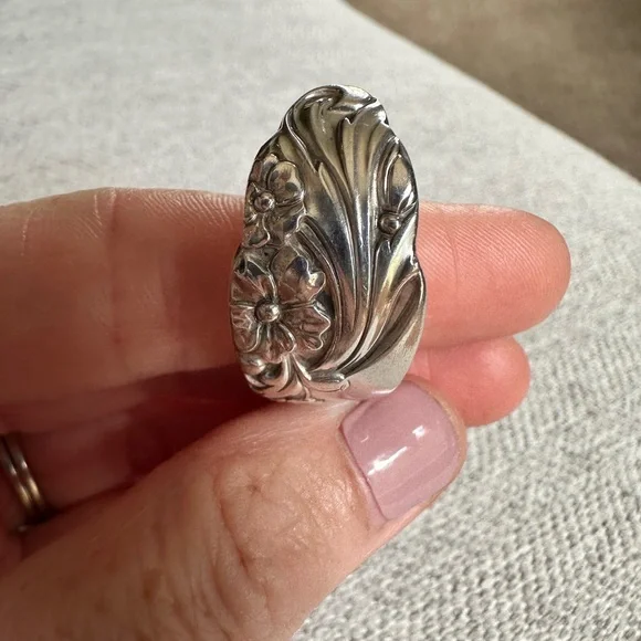 Silverware Floral Ring - Picture 9 of 13